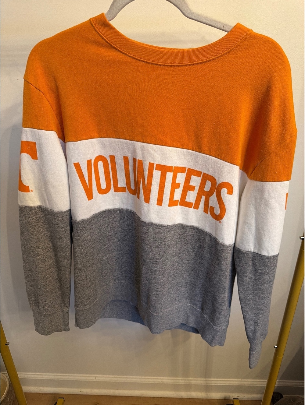 Tailgate Tennessee Volunteers Colorblock Crewneck Sweatshirt Medium